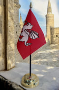 ENGLISH WHITE DRAGON (C) England TABLE FLAG 15cm x 10cm WITH FLAT BASE 25cm tall