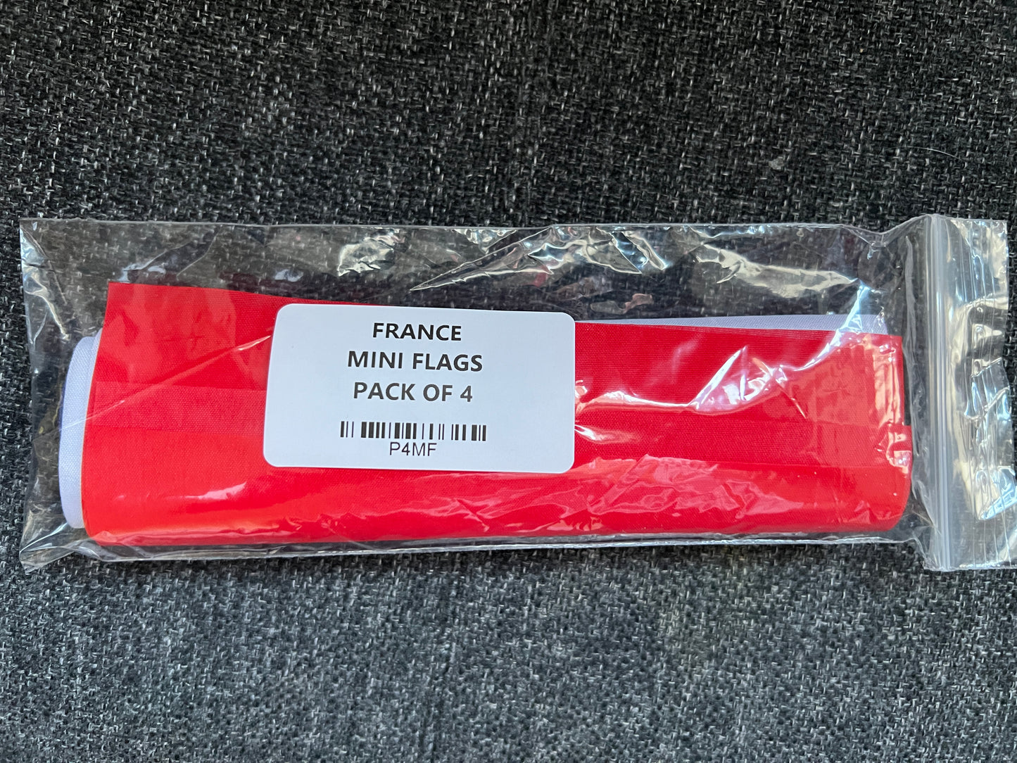 PACK OF 4 FRANCE BUDGET FLAGS small 9"x6" GREAT FOR CRAFTS French flag