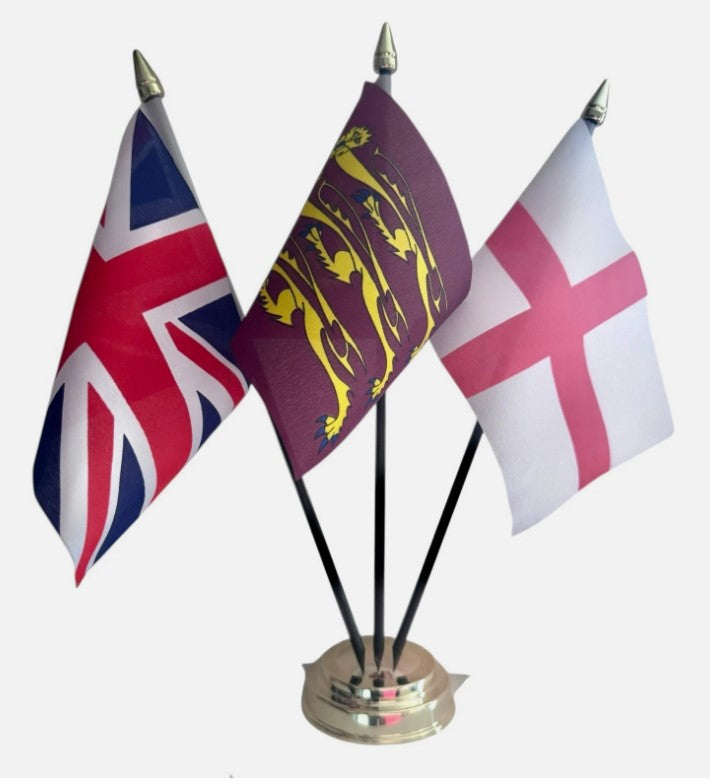 RICHARD THE LIONHEART UNION JACK ST GEORGE TABLE FLAG SET of 3 flags and base