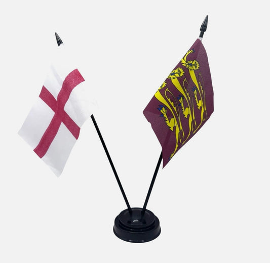 ENGLAND and RICHARD THE LIONHEART TABLE FLAG with Flat 2 hole base 15cm x 10cm
