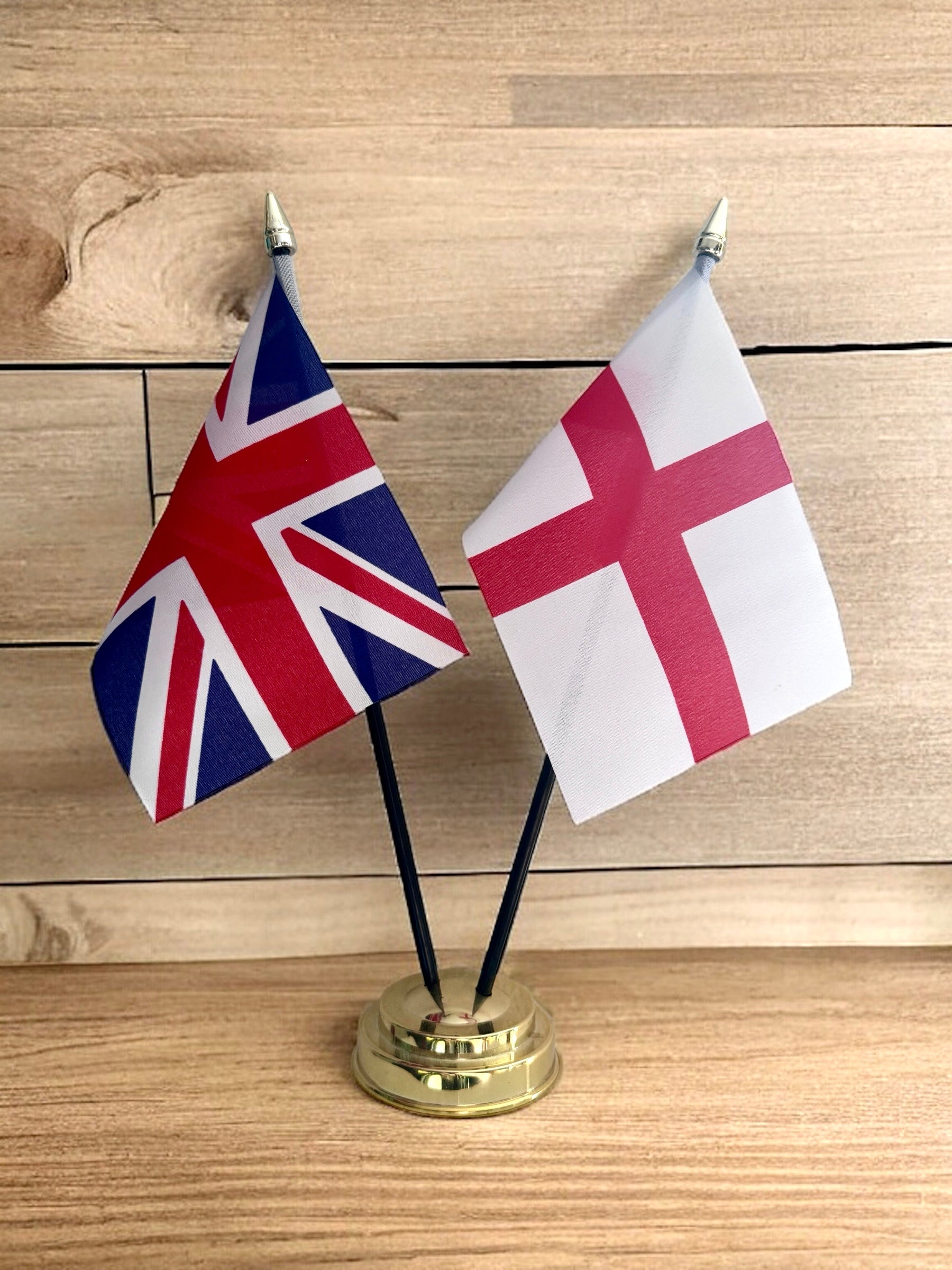UNION JACK and ST GEORGE ENGLAND friendship table flag set with Golden base