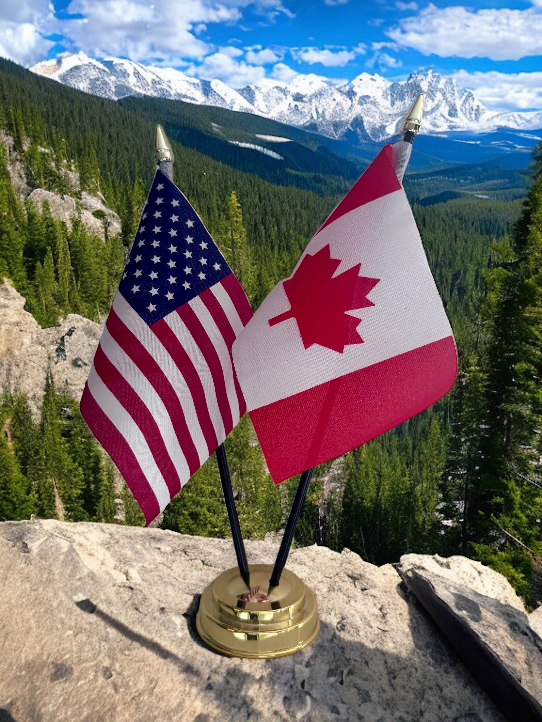 CANADA and U.S.A. USA TABLE FLAG SET 2 flags plus BASE 26cm tall
